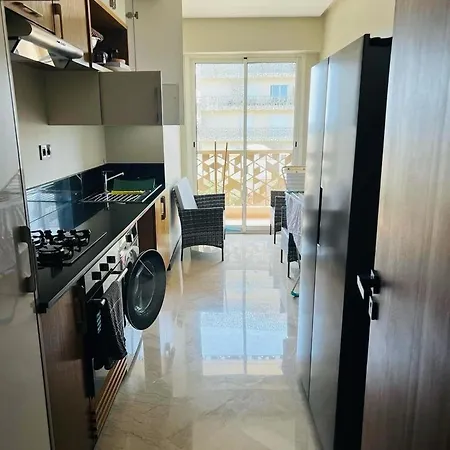 Apartment Allo Immo